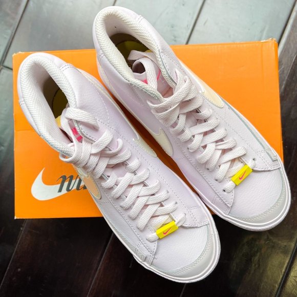 🤍💜 Nike blazer mid pastel purple white shoes - Picture 3 of 4